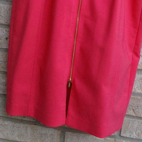 NWT. SIZE 4. CALVIN KLEIN sleeveless midi dress. - Picture 5 of 16